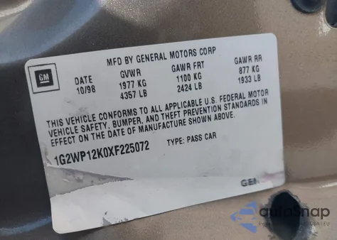 1999 Pontiac Grand Prix Gt z USA, uszkodzony, nr VIN 1G2WP12K0XF225072